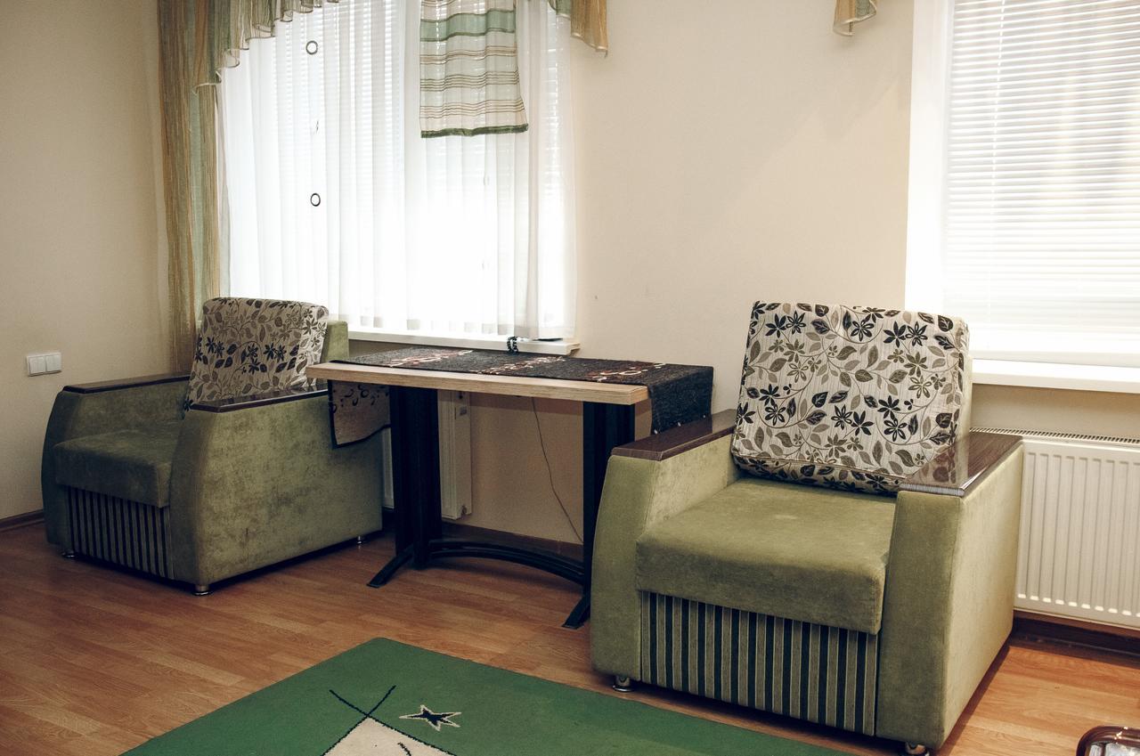 Hotel Gold Lion Chisinau Eksteriør bilde