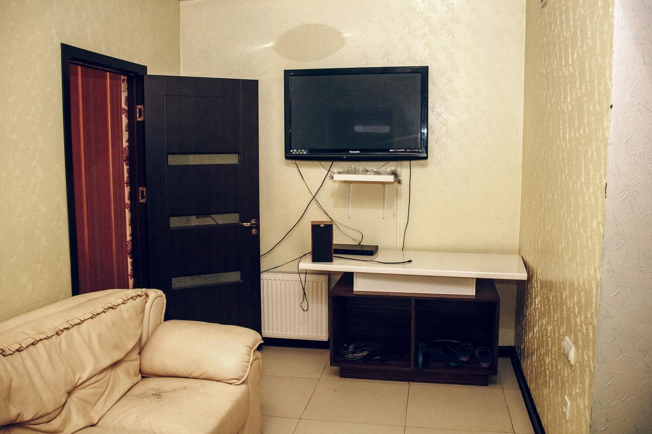 Hotel Gold Lion Chisinau Eksteriør bilde